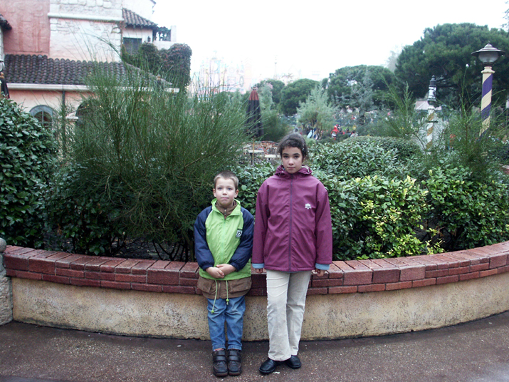2004-11 Disneyland 023.jpg - DCF 1.0